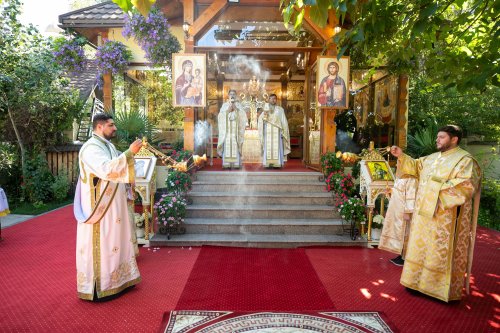 Pomenirea Sfântului Ioan Iacob de la Neamţ la Paraclisul Catedralei Naţionale Poza 263952