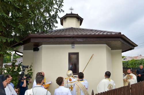 Înnoirea bisericii din localitatea prahoveană Plopeni Sat Poza 264030