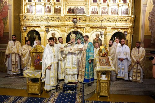 Hirotonie la Catedrala Arhiepiscopală din Târgoviște Poza 264247