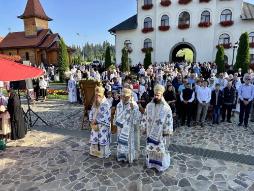 Hramul Mănăstirii Sita Buzăului, judeţul Covasna Poza 264198