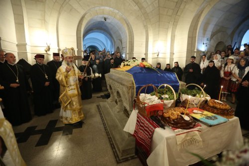 „Mausoleul de la Mărășești, un veac de rugăciune și recunoștință” Poza 264237