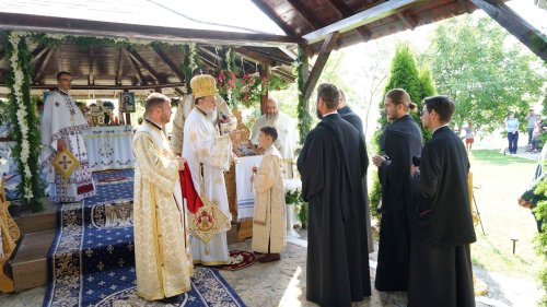 Binecuvântare pentru obștea și pelerinii care au ajuns la Mănăstirea Tăriceni Poza 264320
