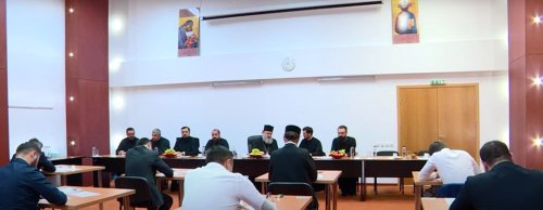 Examen de capacitate preoțească în Arhiepiscopia Bucureștilor Poza 264395