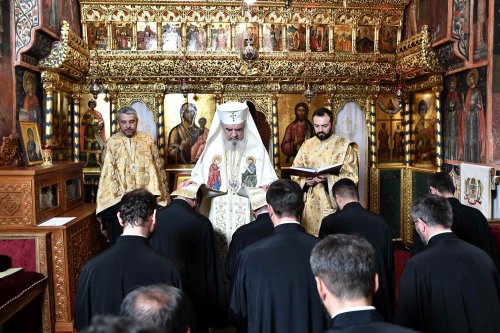 Hirotesii de duhovnici la Paraclisul istoric al Reședinței Patriarhale Poza 264427