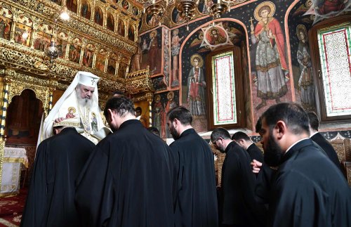 Hirotesii de duhovnici la Paraclisul istoric al Reședinței Patriarhale Poza 264430