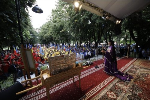Încep evenimentele dedicate Sfântului Ierarh Nifon la Târgoviște Poza 264400