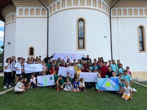 Activități sportive și recreative pentru copiii din Arhiepiscopia Dunării de Jos Poza 264626