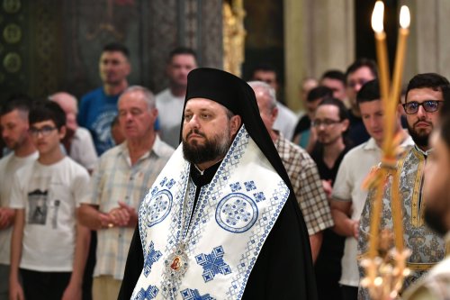 Cântare de adormire adusă Maicii lui Dumnezeu la Catedrala Patriarhală Poza 264714