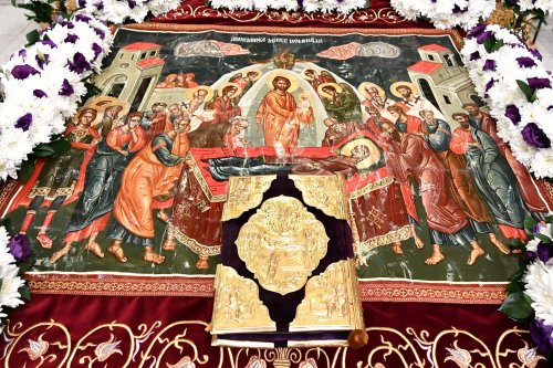 Cântare de adormire adusă Maicii lui Dumnezeu la Catedrala Patriarhală Poza 264722