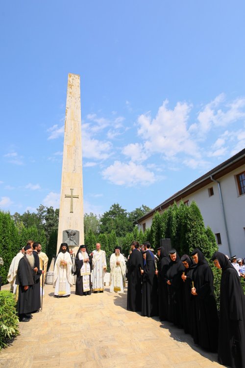 Hramul istoric al Mănăstirii Mihai Vodă de la Turda Poza 265439