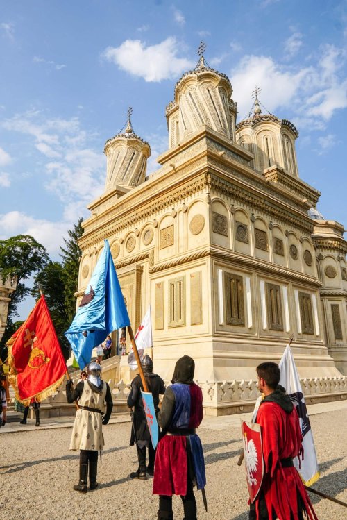 Festivalul „Cavalerul Negru” la Curtea de Argeș Poza 265541