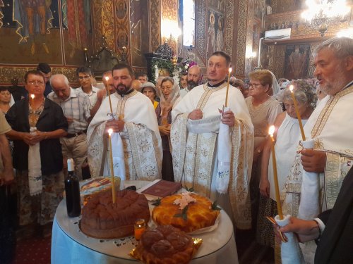 Sărbătoarea Sfântului Fanurie la Parohia Mihai Bravu din Capitală Poza 265984