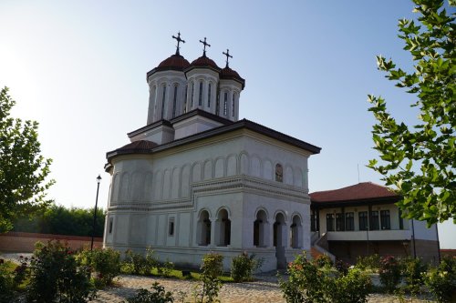 Pomenirea Prodromului la mănăstirea brăileană Măxineni Poza 266071