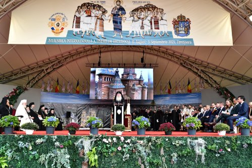 Comuniunea tinerilor ortodocși în capitala Banatului Poza 266247