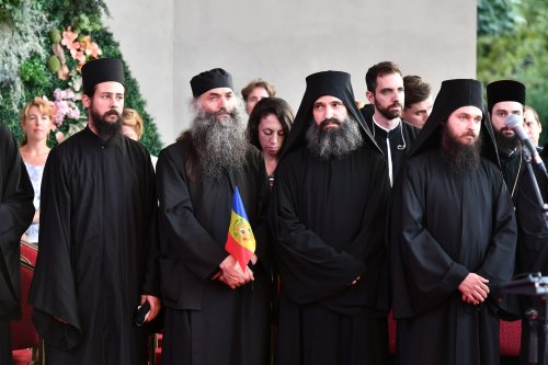 Comuniunea tinerilor ortodocși în capitala Banatului Poza 266261