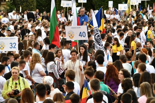 Comuniunea tinerilor ortodocși în capitala Banatului Poza 266265
