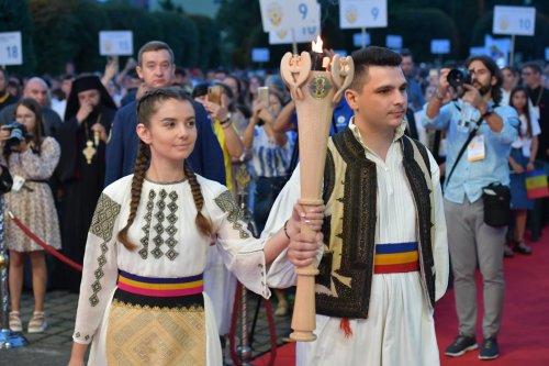 Comuniunea tinerilor ortodocși în capitala Banatului Poza 266288