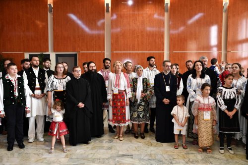 Patriarhul României a ajuns la Întâlnirea Internațională a Tinerilor Ortodocși de la Timișoara  Poza 266179