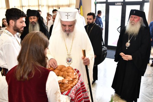 Patriarhul României a ajuns la Întâlnirea Internațională a Tinerilor Ortodocși de la Timișoara  Poza 266188