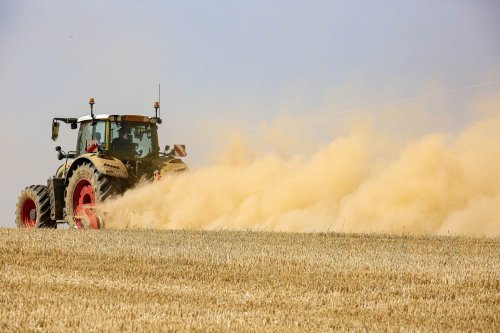 Subvenție la motorină pentru agricultori Poza 266099