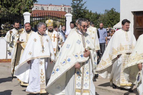 A fost sfințită capela Parohiei „Sfântul Ilie”-Ghencea Poza 266814