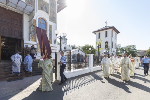 A fost sfințită capela Parohiei „Sfântul Ilie”-Ghencea Poza 266817