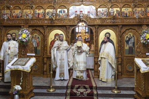 A fost sfințită capela Parohiei „Sfântul Ilie”-Ghencea Poza 266850