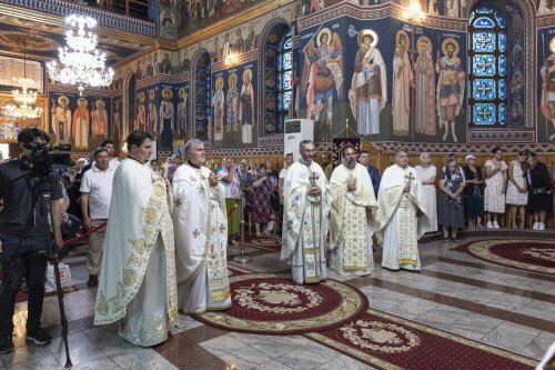 A fost sfințită capela Parohiei „Sfântul Ilie”-Ghencea Poza 266851