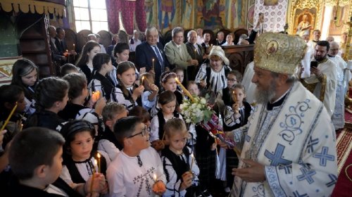 Biserica „Înălțarea Domnului” din Săliște a fost sfințită Poza 266952