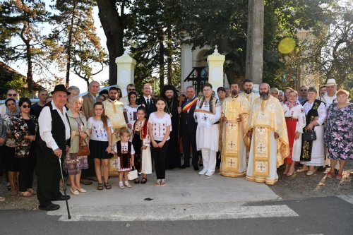 Popasuri de rugăciune în comunități din Caraș-Severin  Poza 267037