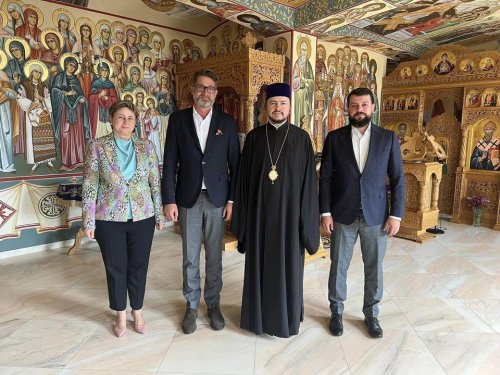 Ambasadorul României în Republica Moldova, în vizită la Episcopia Basarabiei de Sud Poza 267299
