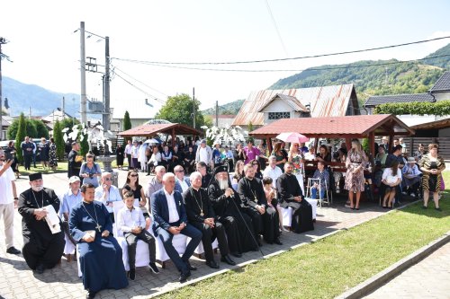 Binecuvântare la Centrul pentru vârstnici „Sfinții Zaharia și Elisabeta” din Maieru Poza 267596