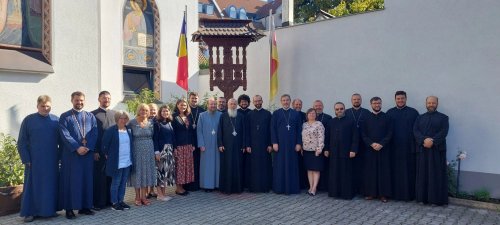 Activităţi în cadrul grupului catehetic al Arhiepiscopiei Germaniei, Austriei și Luxemburgului Poza 267921