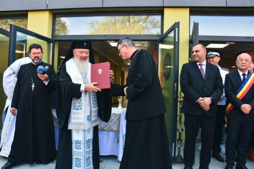 Inaugurarea unei noi clădiri a Colegiului Ortodox „Mitropolitul Nicolae Colan” Poza 267882