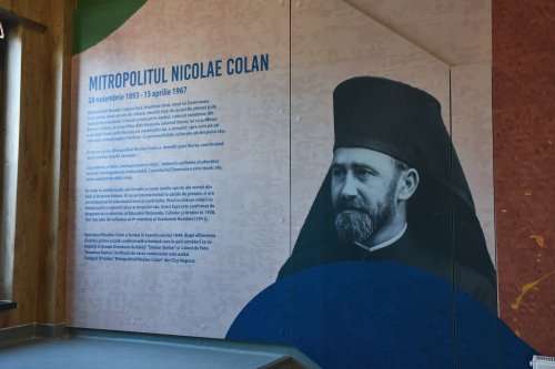 Inaugurarea unei noi clădiri a Colegiului Ortodox „Mitropolitul Nicolae Colan” Poza 267890