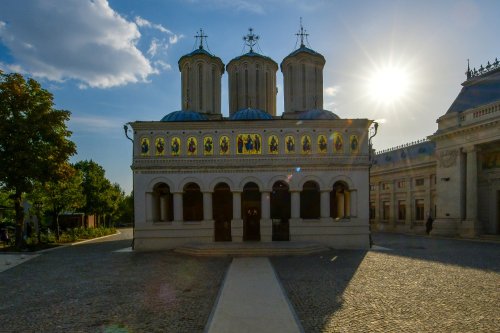 Praznicul Înălțării Sfintei Cruci la Catedrala Patriarhală Poza 268150