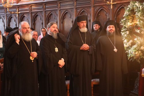 Hirotonia noului Episcop-vicar al Arhiepiscopiei Ortodoxe Române a Europei Occidentale Poza 268427