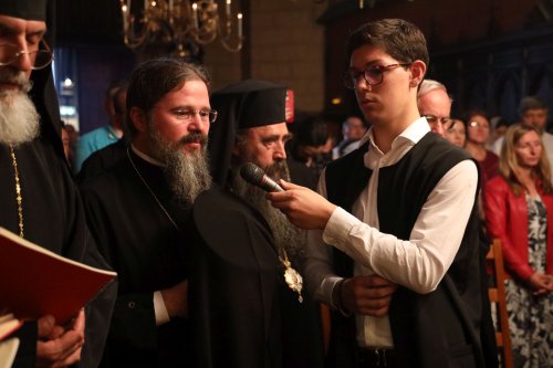 Hirotonia noului Episcop-vicar al Arhiepiscopiei Ortodoxe Române a Europei Occidentale Poza 268431