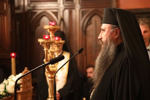 Hirotonia noului Episcop-vicar al Arhiepiscopiei Ortodoxe Române a Europei Occidentale Poza 268452