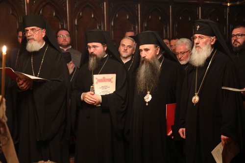 Hirotonia noului Episcop-vicar al Arhiepiscopiei Ortodoxe Române a Europei Occidentale Poza 268455