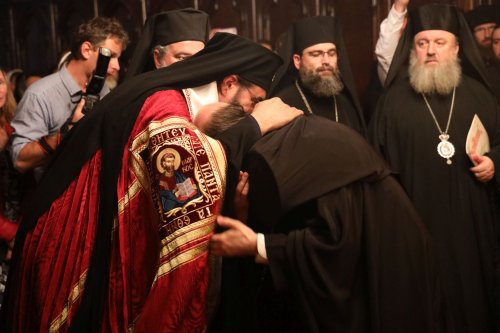 Hirotonia noului Episcop-vicar al Arhiepiscopiei Ortodoxe Române a Europei Occidentale Poza 268464