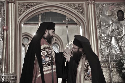 Hirotonia noului Episcop-vicar al Arhiepiscopiei Ortodoxe Române a Europei Occidentale Poza 268477