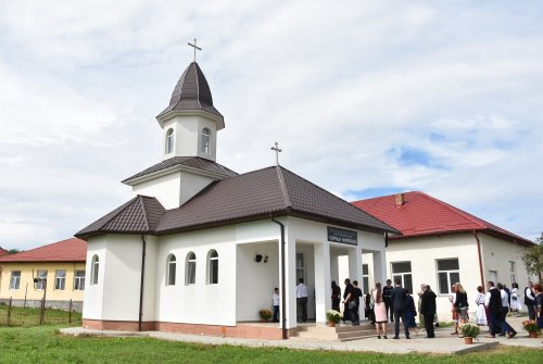Biserica „Nașterea Maicii Domnului” din Corușu, judeţul Cluj, a fost resfinţită Poza 268583
