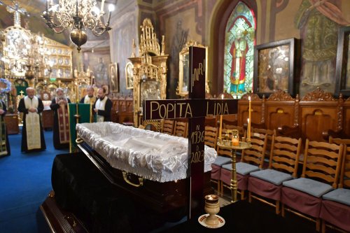 Lidia Popița Stoicescu a fost pomenită în Biserica Precupeții Noi  Poza 268619