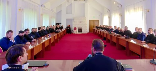 Întâlnire a preoților de caritate din Arhiepiscopia Bucureștilor Poza 268710