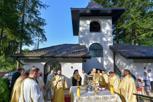 Înnoire și binecuvântare în Parohia Prăjani din județul Prahova Poza 269428