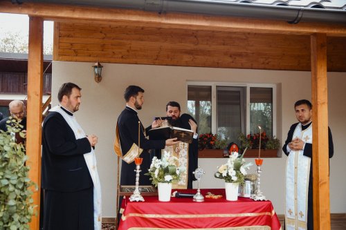 Binecuvântare pentru comunitatea parohială din Sântioana, județul Cluj Poza 269535