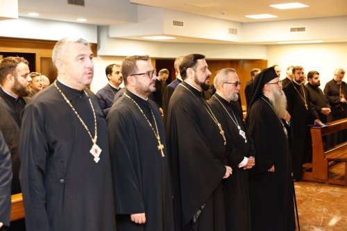 Cursuri pentru obținerea gradelor profesionale pentru clericii din diaspora europeană Poza 269600