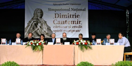 Simpozionul național „Dimitrie Cantemir, cărturar și erudit spirit european” Poza 269514