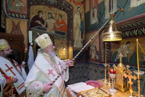 Înnoire și binecuvântare la sărbătoarea ctitorului sfânt al Mănăstirii Antim Poza 269792